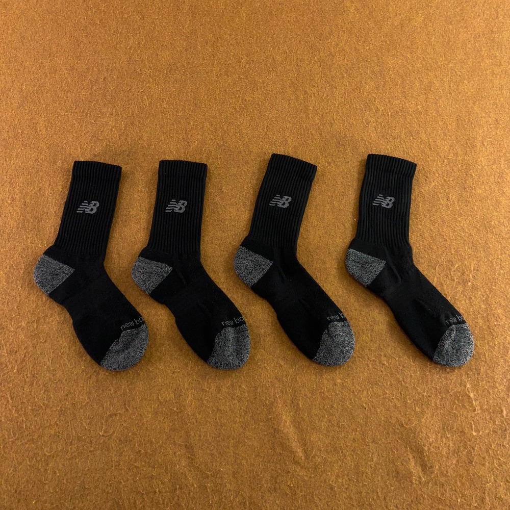 New Balance Unisex Medium Black Grey Logo Ribbed Athletic Crew Socks 2 Pairs New